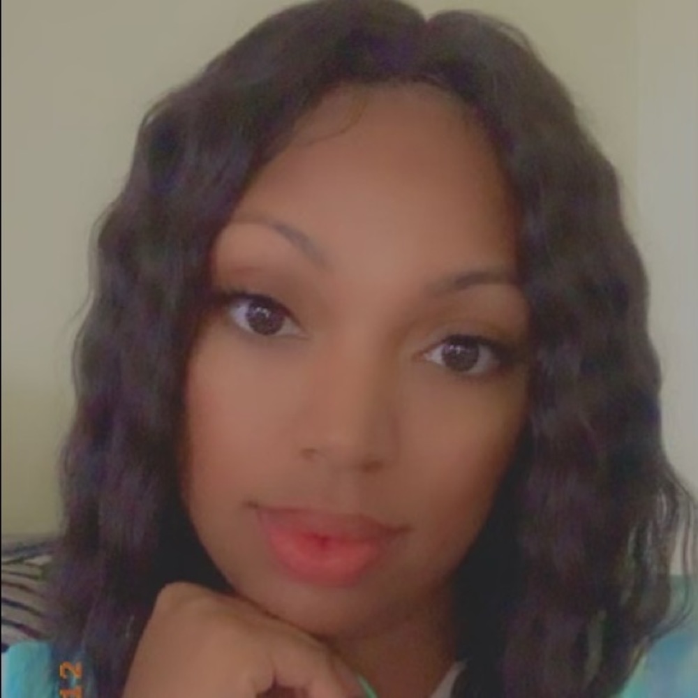 Meet your Posher, Lazyria